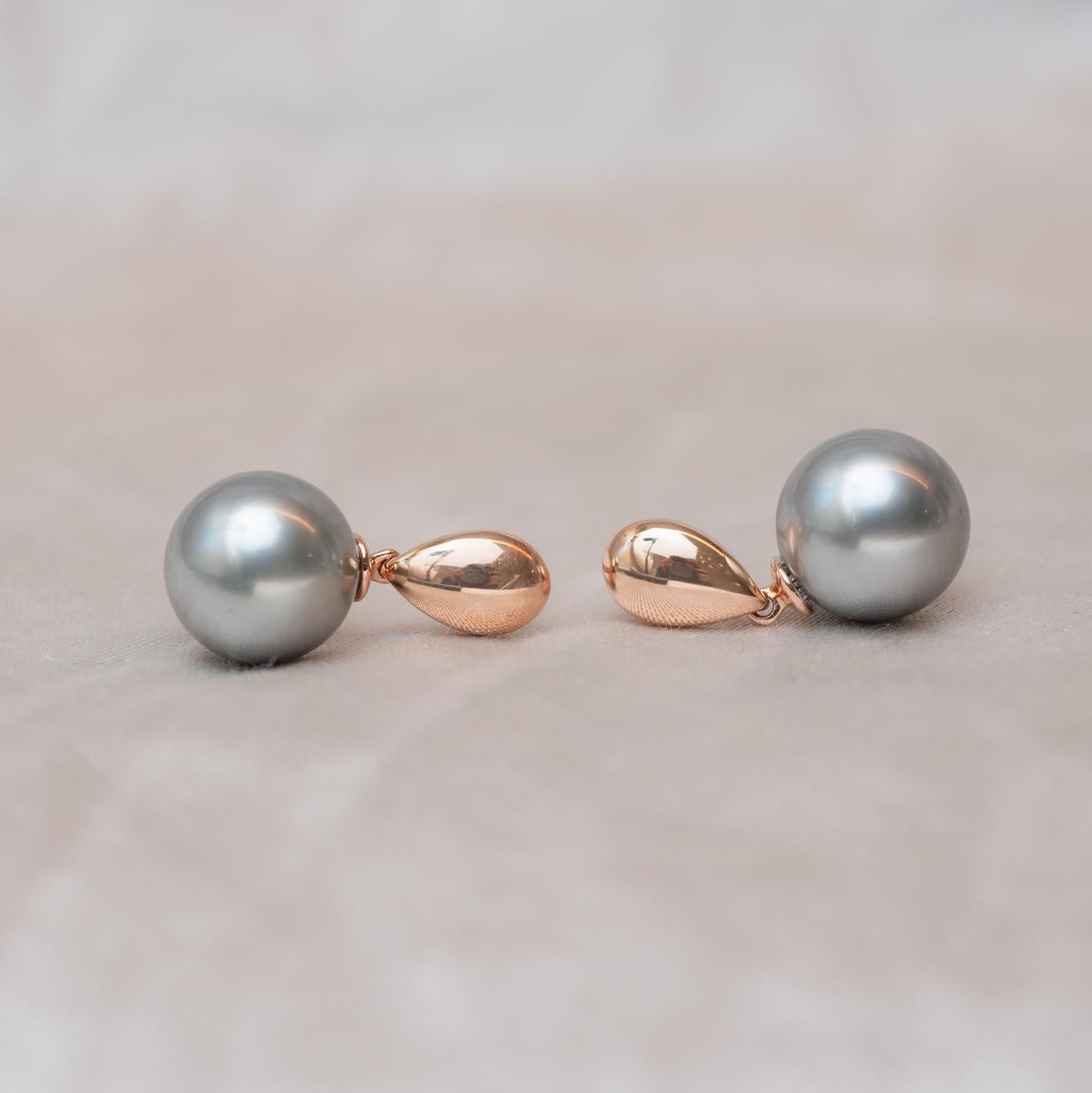 The LD Teardrop Tahitian Pearl,  rose gold