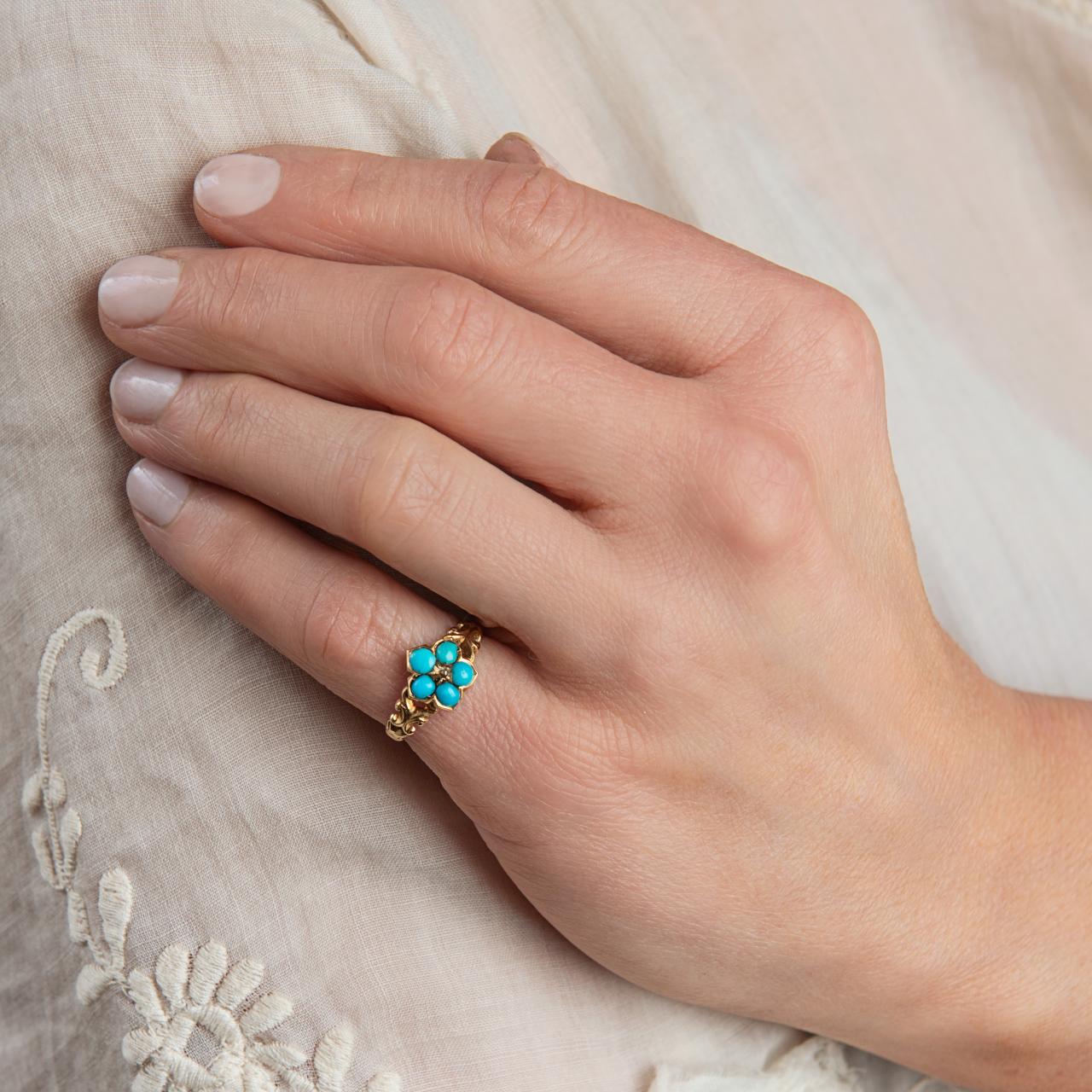 Antique 18ct Gold Turquoise Diamond Ring