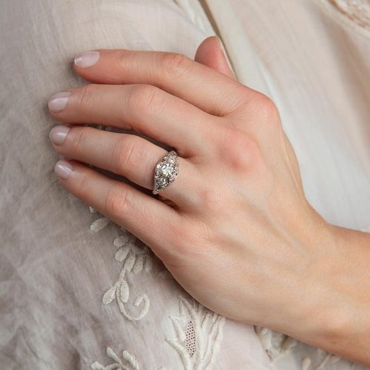 Art-Deco diamond and platinum ring