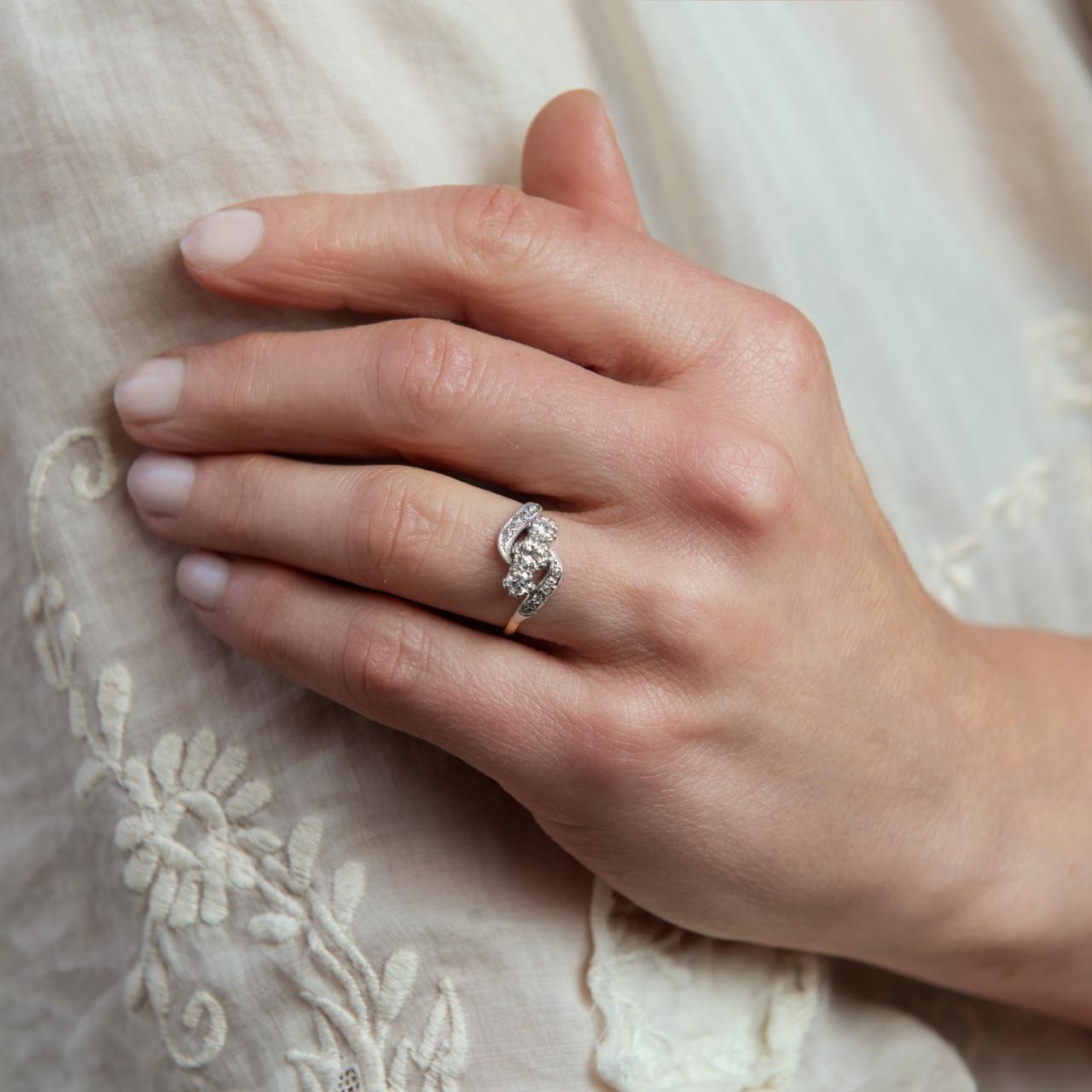 Three stone twist ring