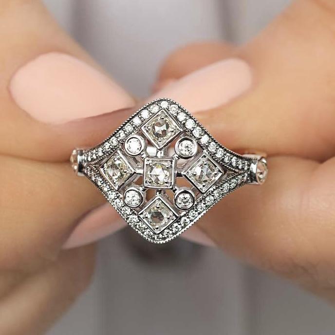 White Gold vintage style plaque ring