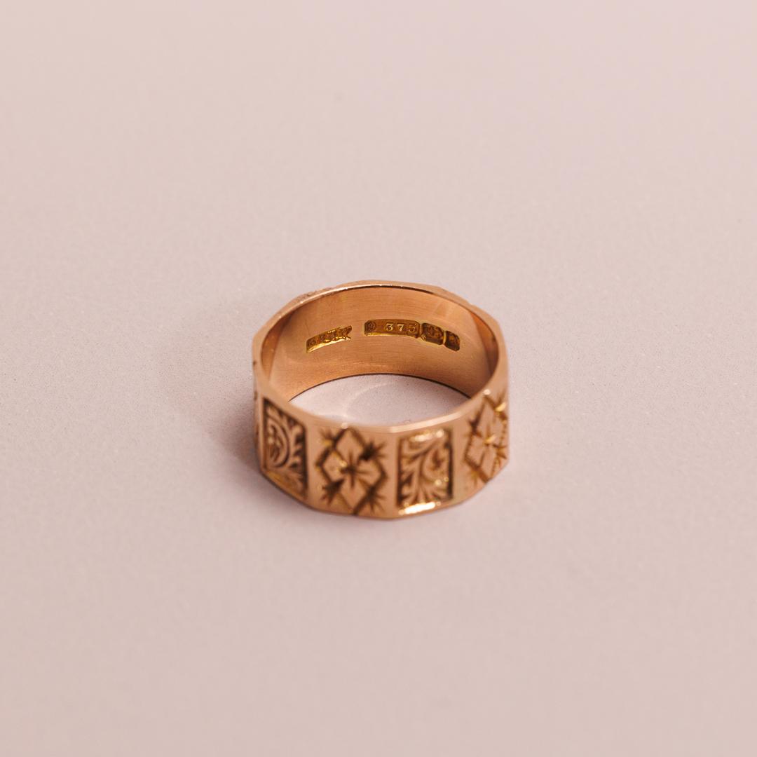 Vintage carved band