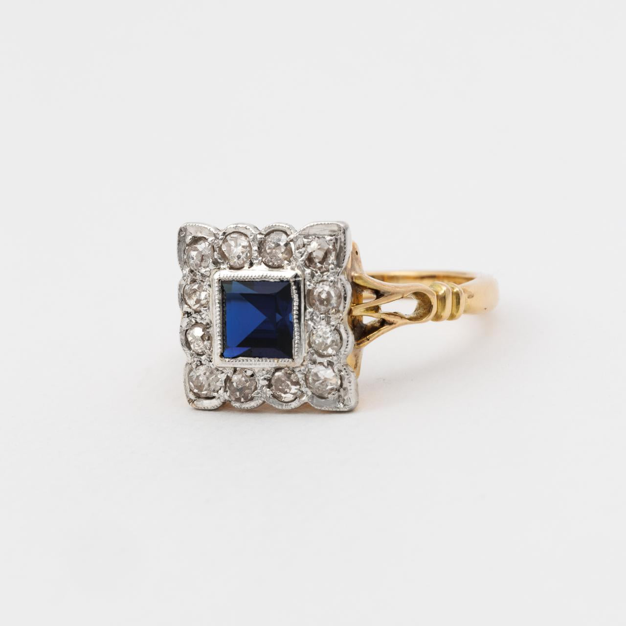 Art Deco Antique Sapphire Diamond Ring