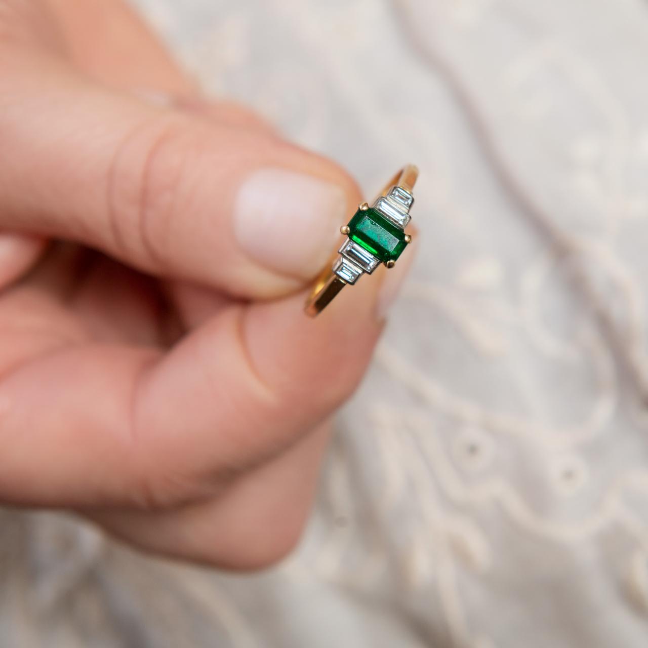Emerald & Baguette diamond Art Deco ring