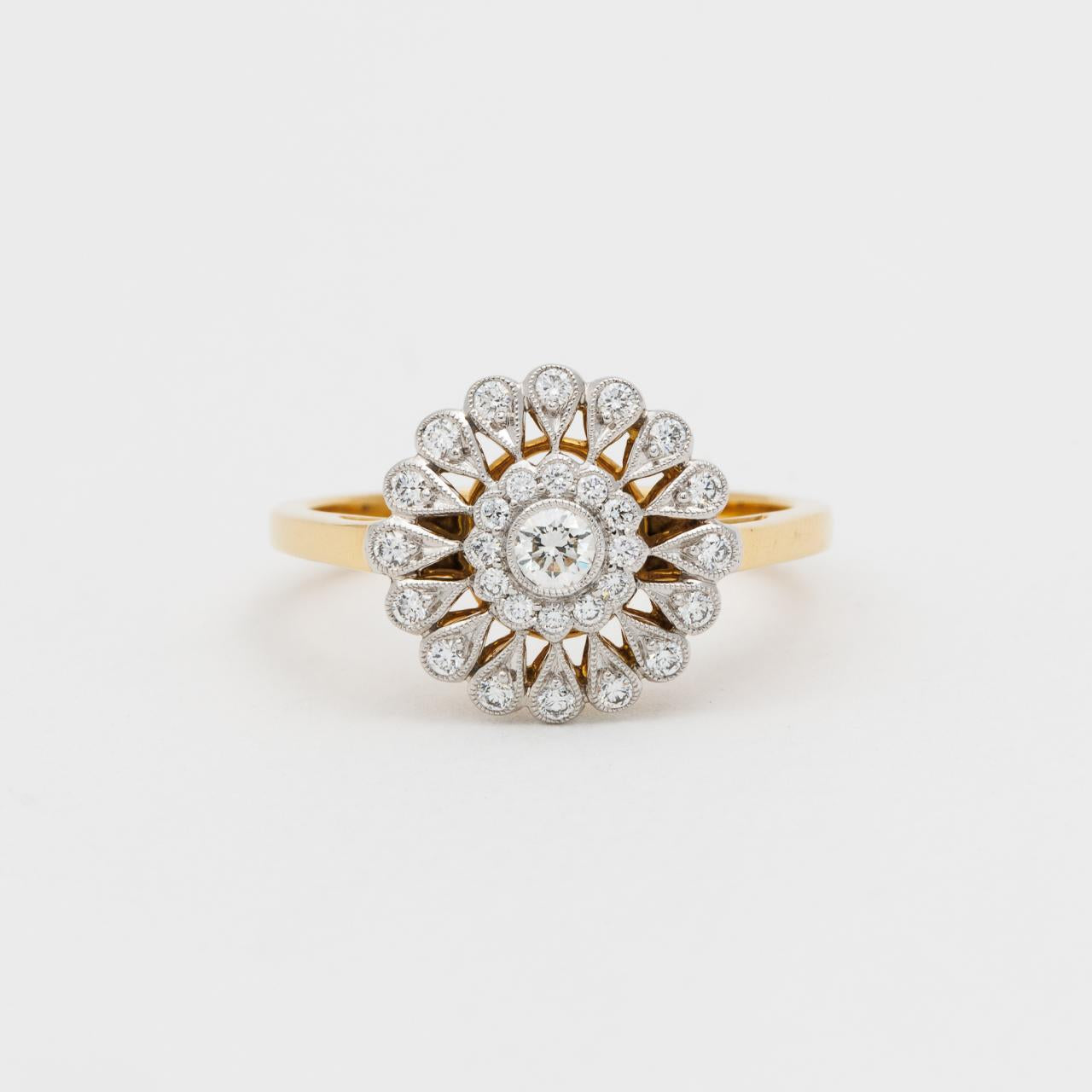 LD two-tone Petals Ring