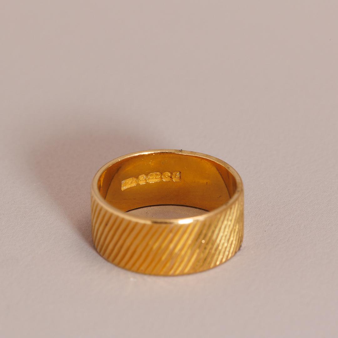 High carat antique facet wedding ring