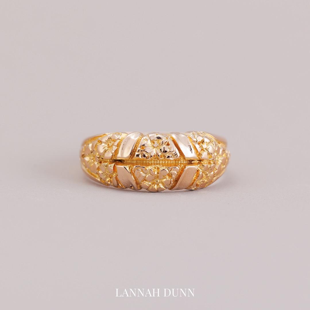Hallmarked Chester Antique Gold 18ct  Gold Ring