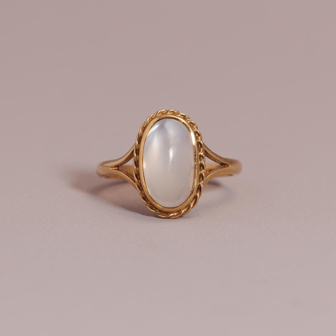 Vintage oval moonstone