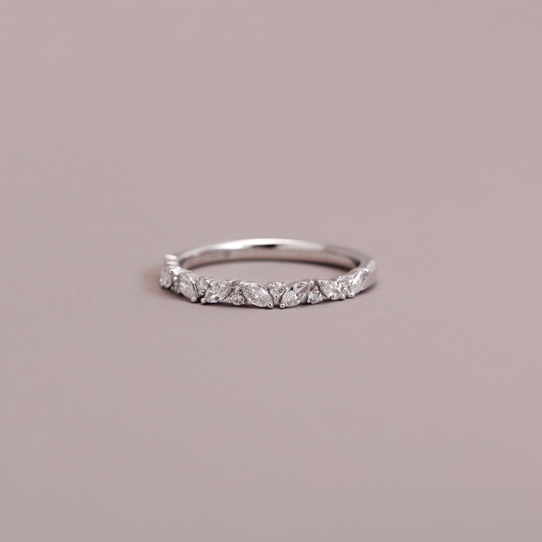 Petit LD French Eternity, half band white gold