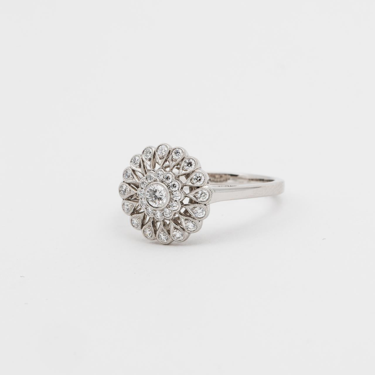 LD Petals Ring