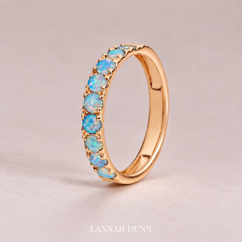 Vibrant Australian opal band