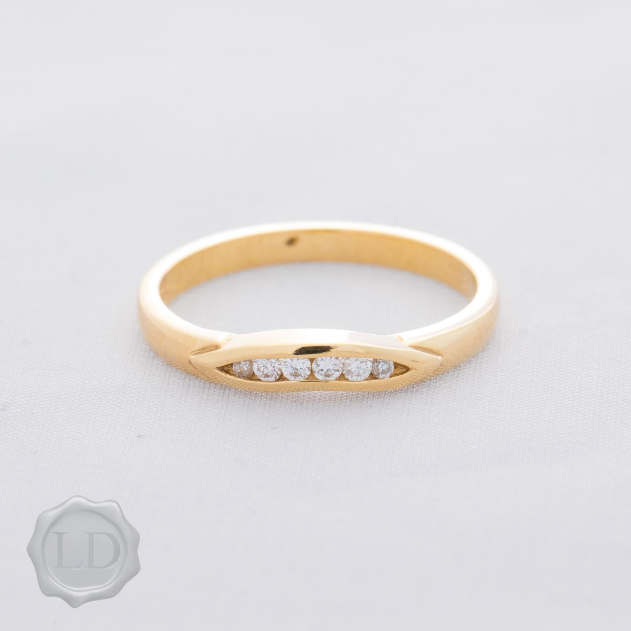 LD Diamond and yellow gold shaped cupped huggie wedding ring