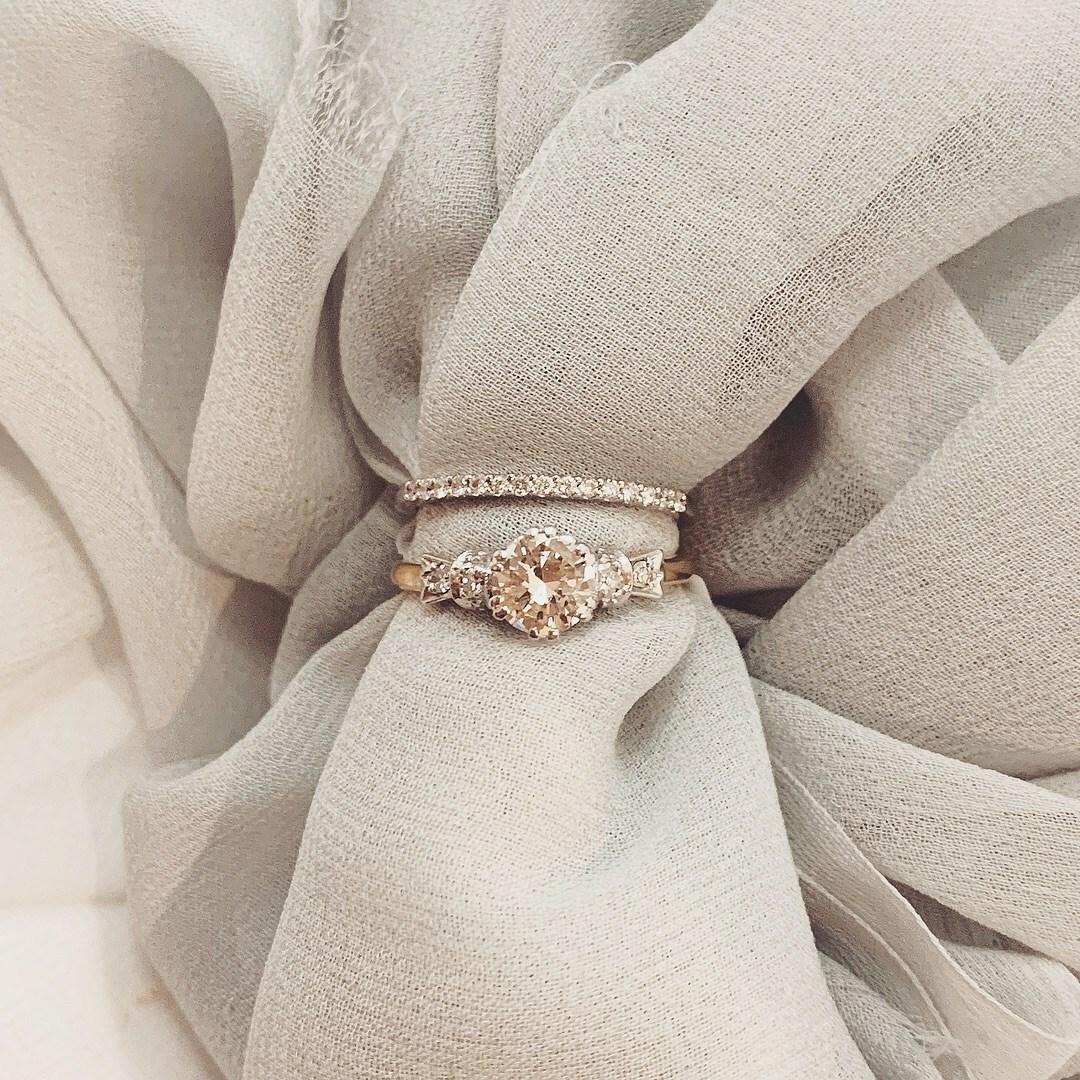 Lovely LD diamond wedding band in 18ct white gold, size L1/2